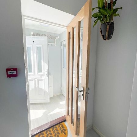 Bright Holidays Kemptown Apartment ブライトン エクステリア 写真