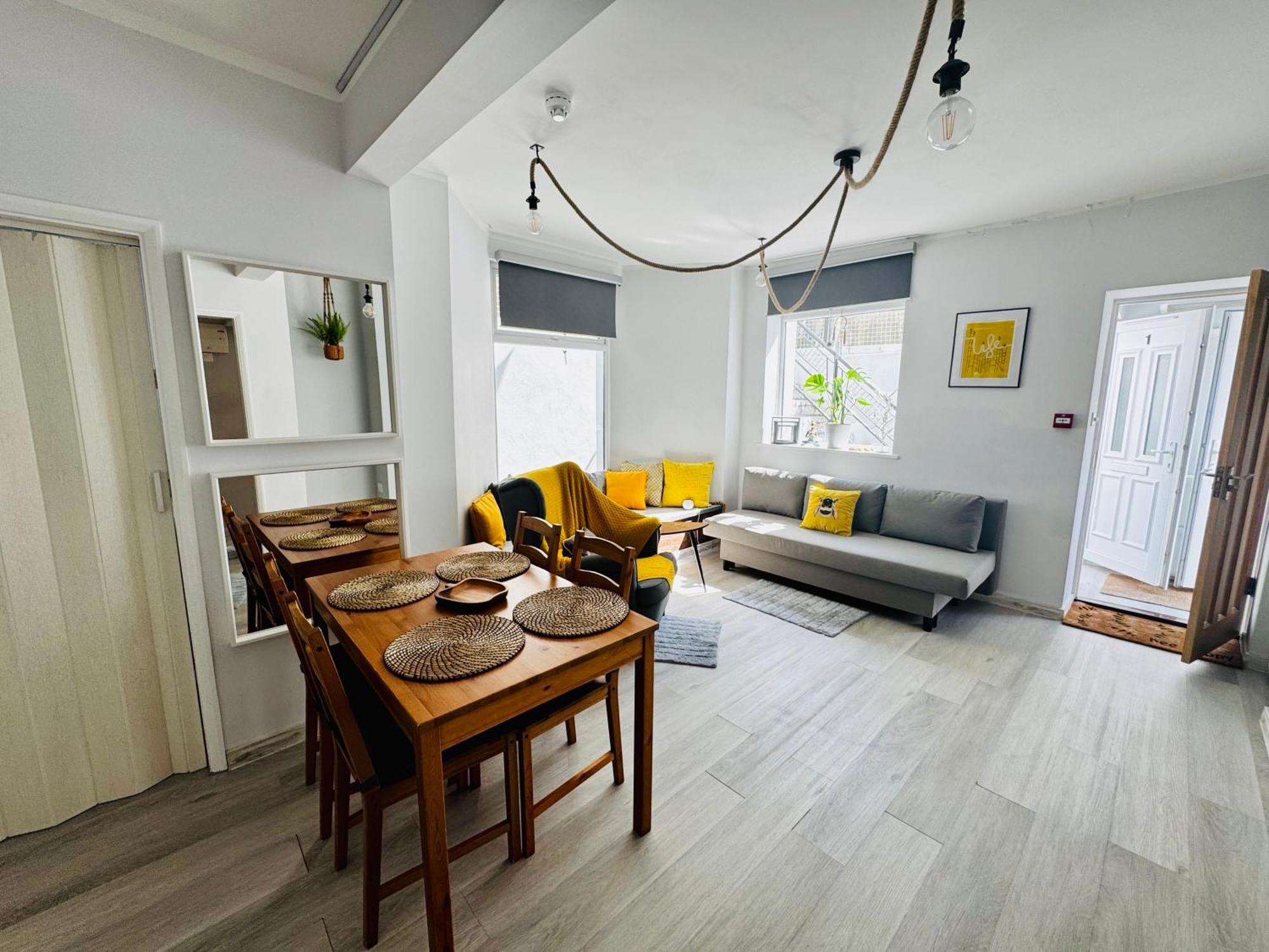 Bright Holidays Kemptown Apartment ブライトン エクステリア 写真
